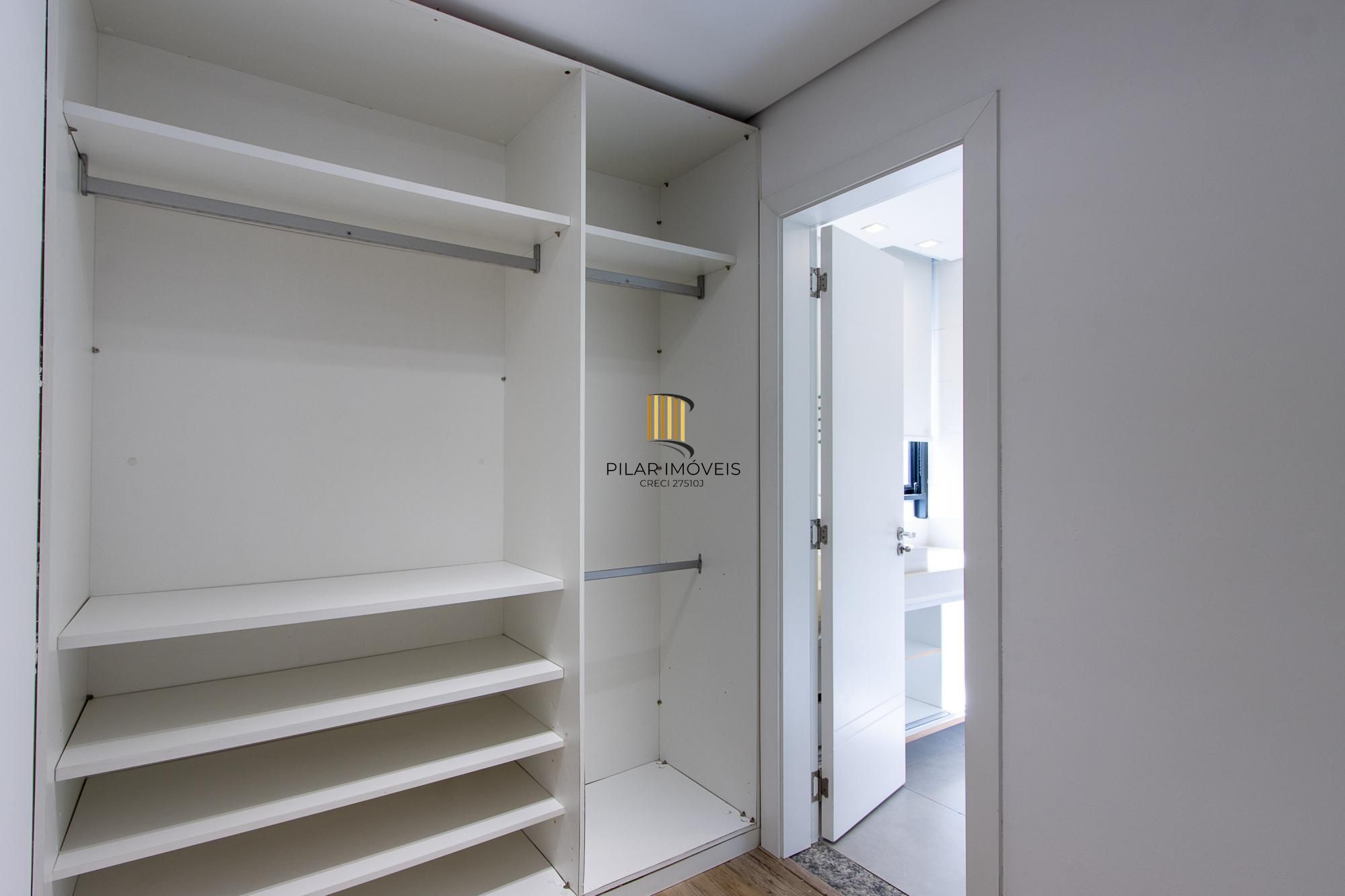 Casa Condominio - 240.35m², 3 dormitórios, sendo 1 suíte, 2 vagas - Lagos De Nova Ipanema