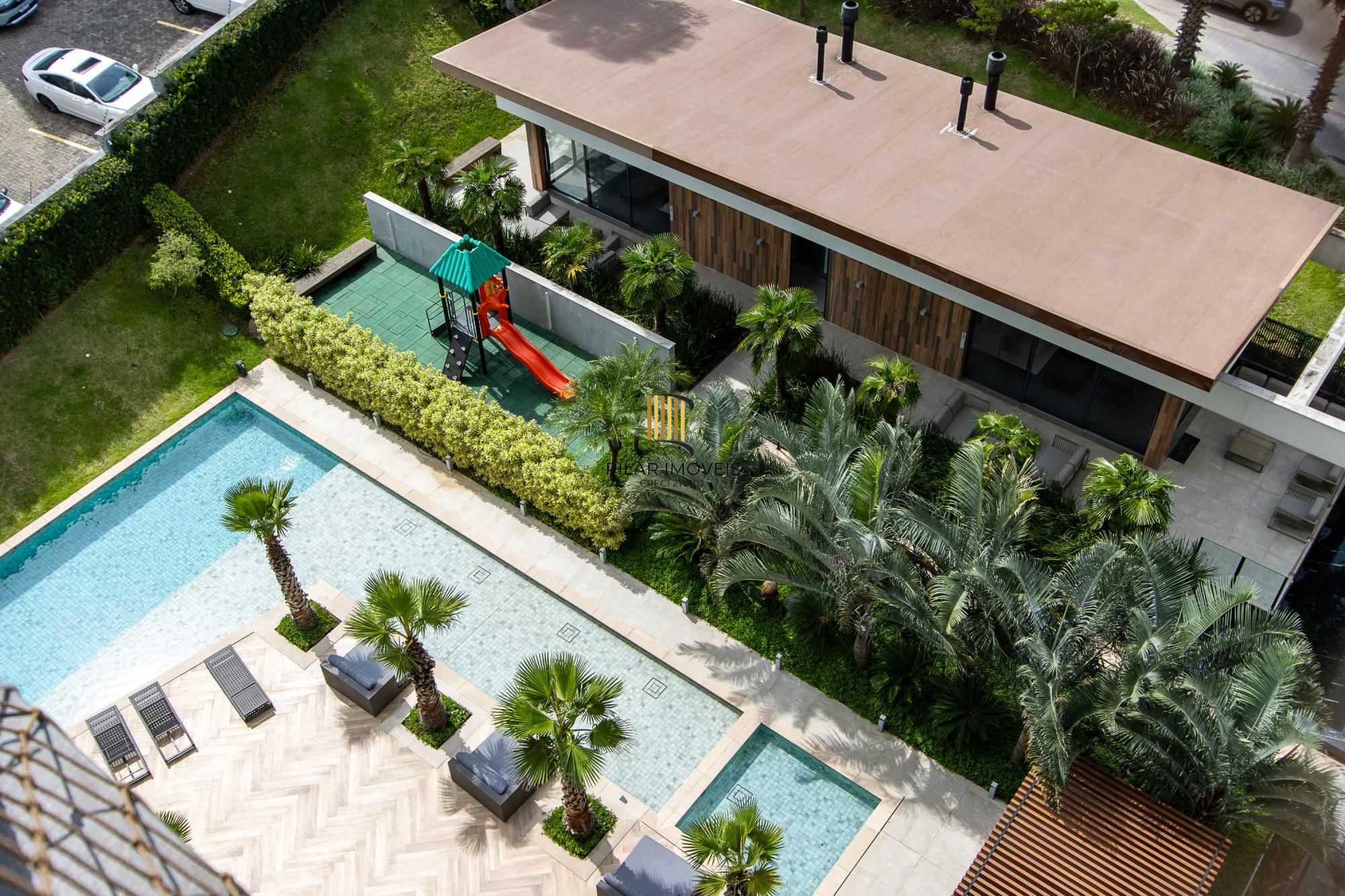 Apartamento 01 dormitório (suíte) no Bairro Petrópolis, 49m², 01 vaga e ótima localização!!!