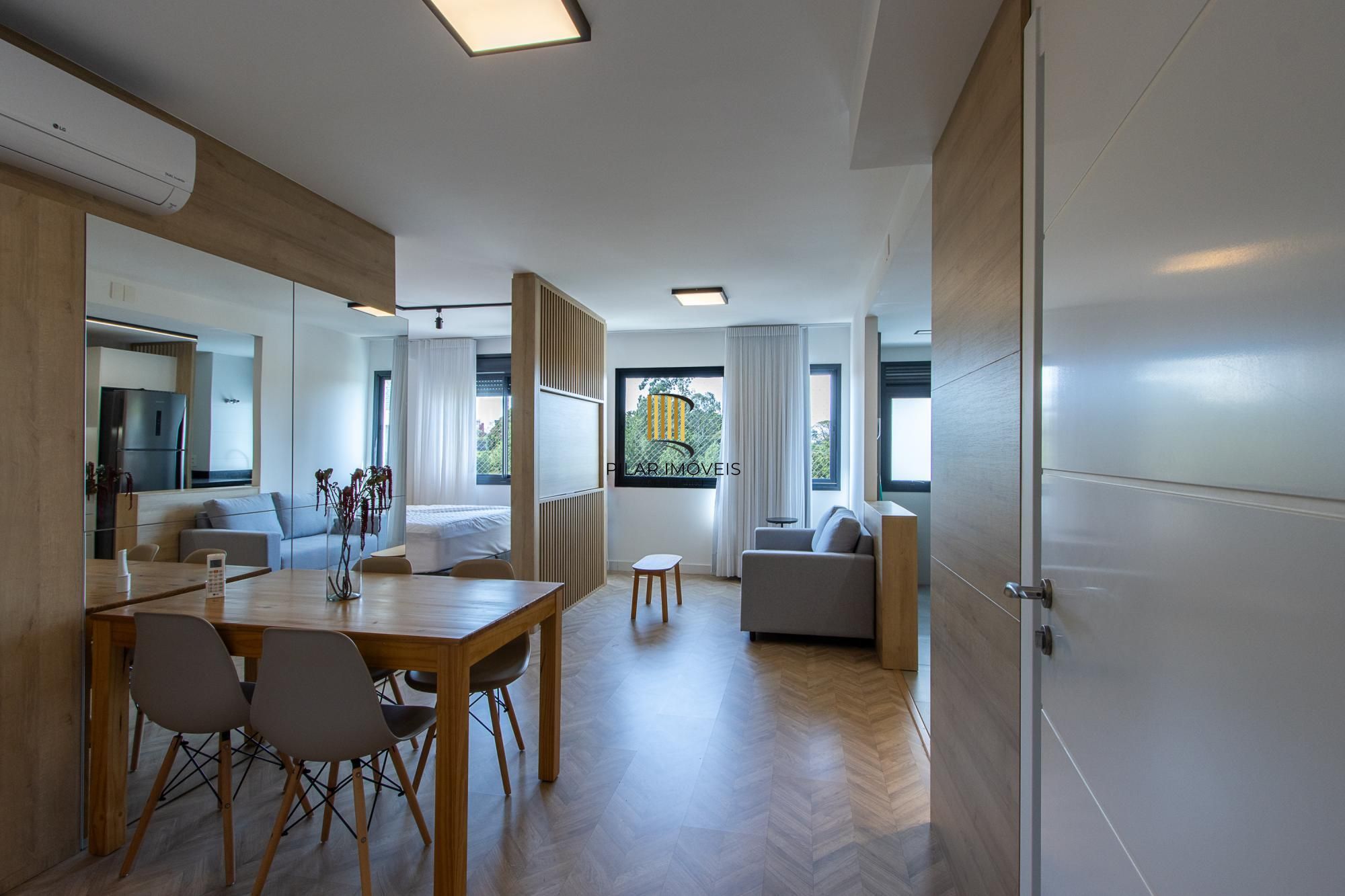 Apartamento 01 dormitório (suíte) no Bairro Petrópolis, 49m², 01 vaga e ótima localização!!!