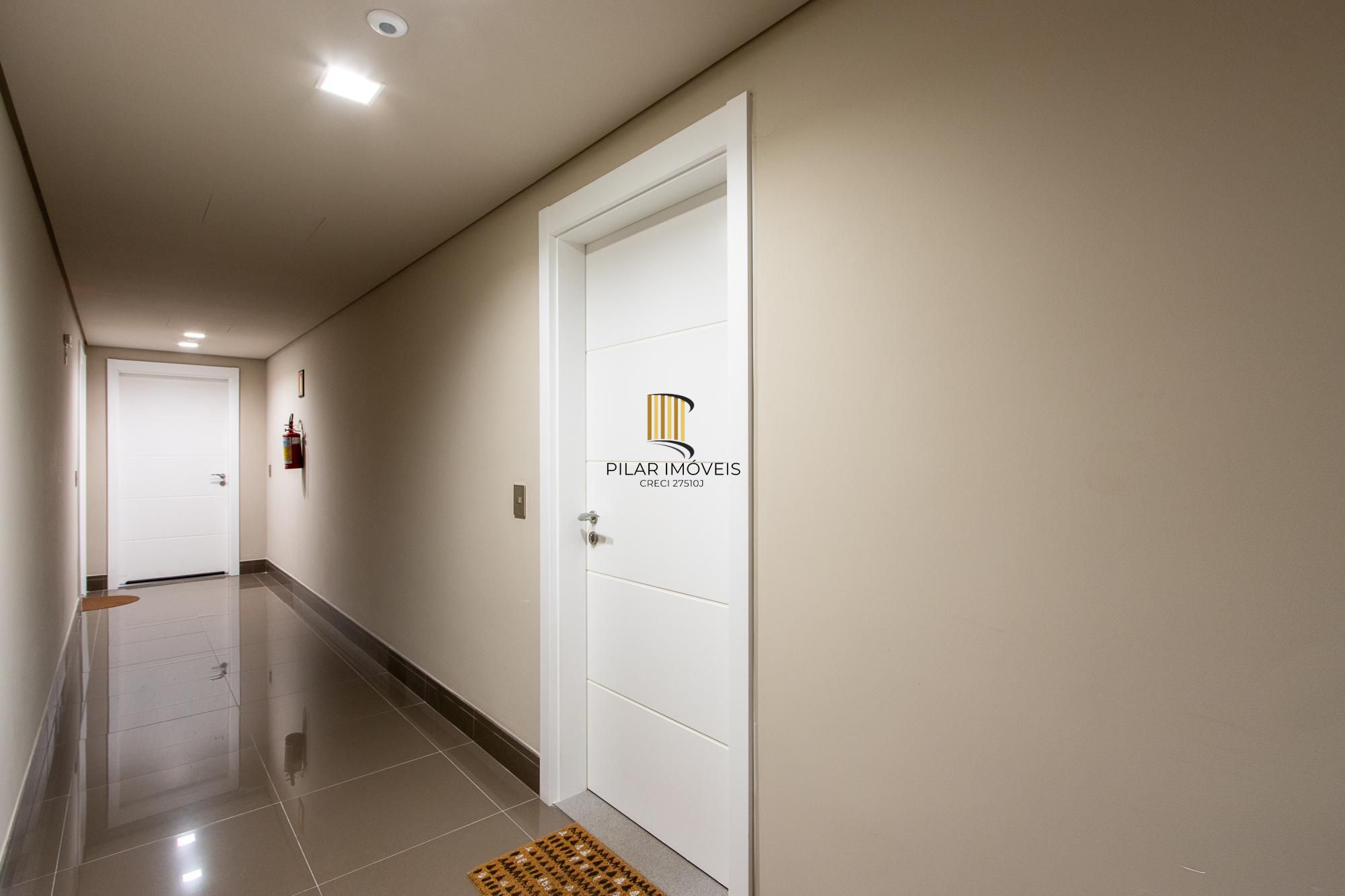 Apartamento 01 dormitório (suíte) no Bairro Petrópolis, 49m², 01 vaga e ótima localização!!!