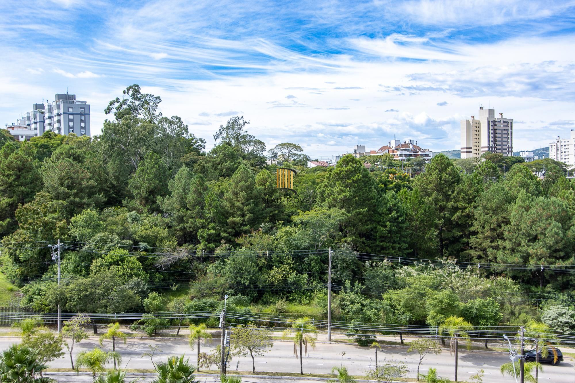 Apartamento 01 dormitório (suíte) no Bairro Petrópolis, 49m², 01 vaga e ótima localização!!!
