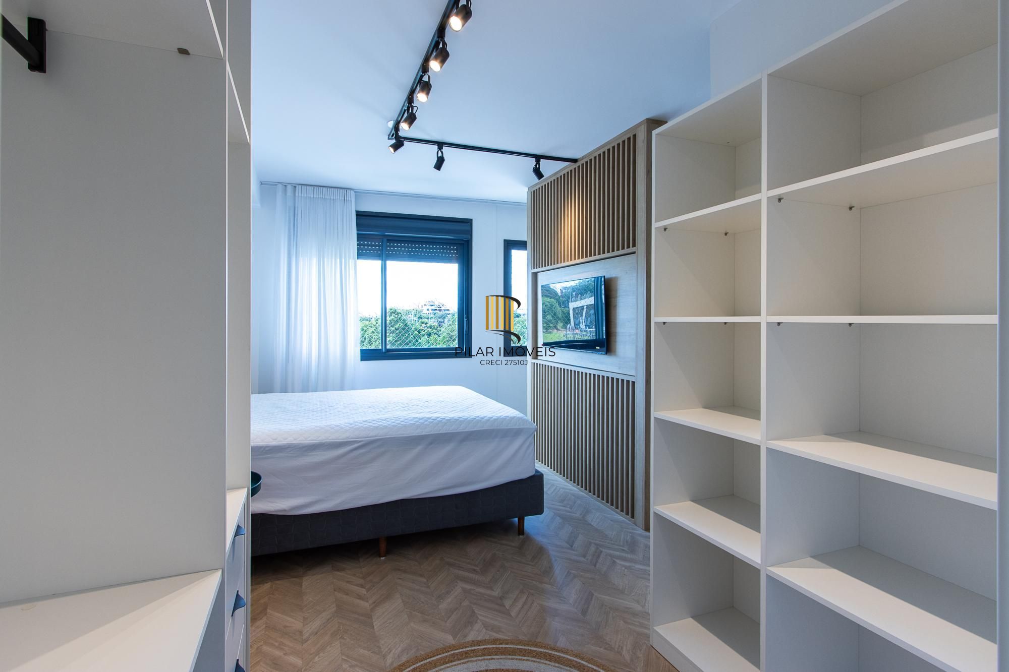 Apartamento 01 dormitório (suíte) no Bairro Petrópolis, 49m², 01 vaga e ótima localização!!!