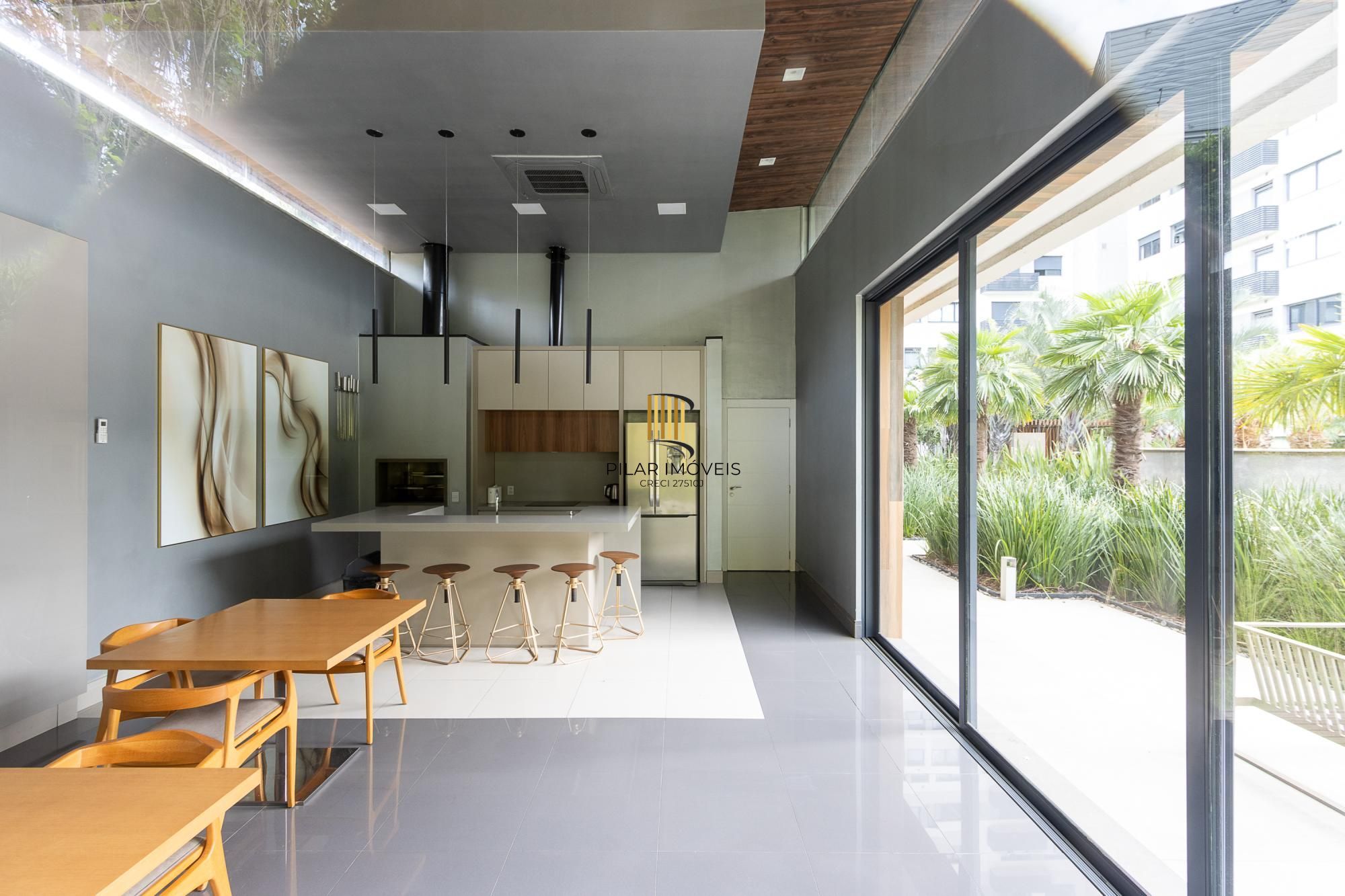 Apartamento 01 dormitório (suíte) no Bairro Petrópolis, 49m², 01 vaga e ótima localização!!!