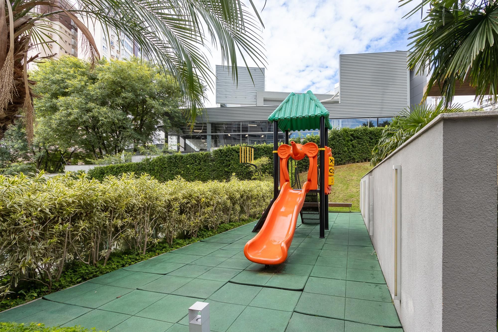 Apartamento 01 dormitório (suíte) no Bairro Petrópolis, 49m², 01 vaga e ótima localização!!!