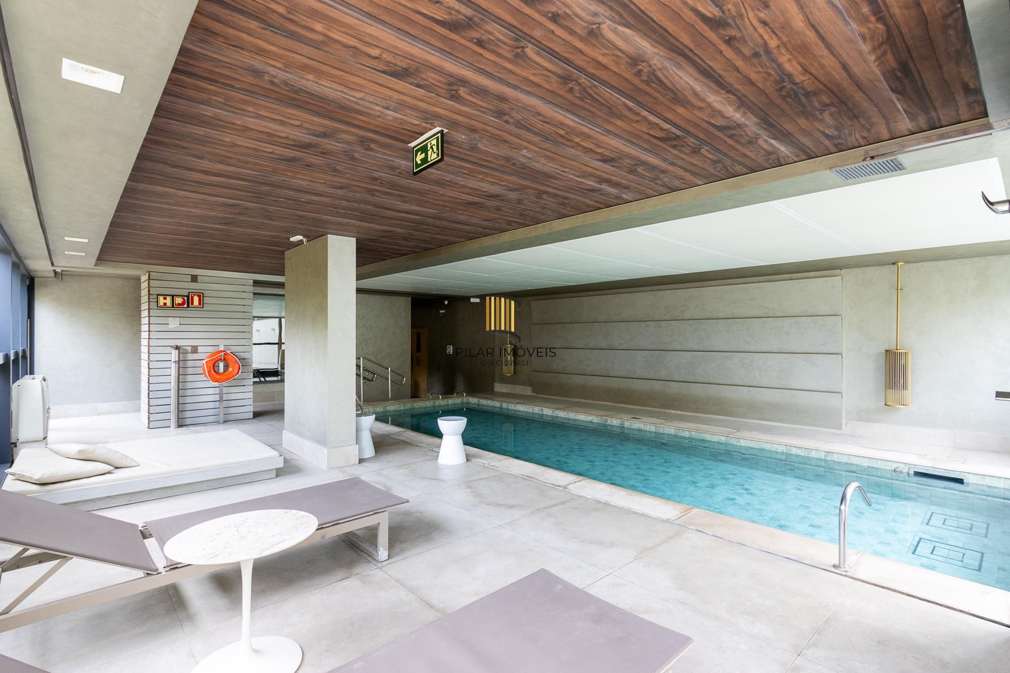 Apartamento 01 dormitório (suíte) no Bairro Petrópolis, 49m², 01 vaga e ótima localização!!!