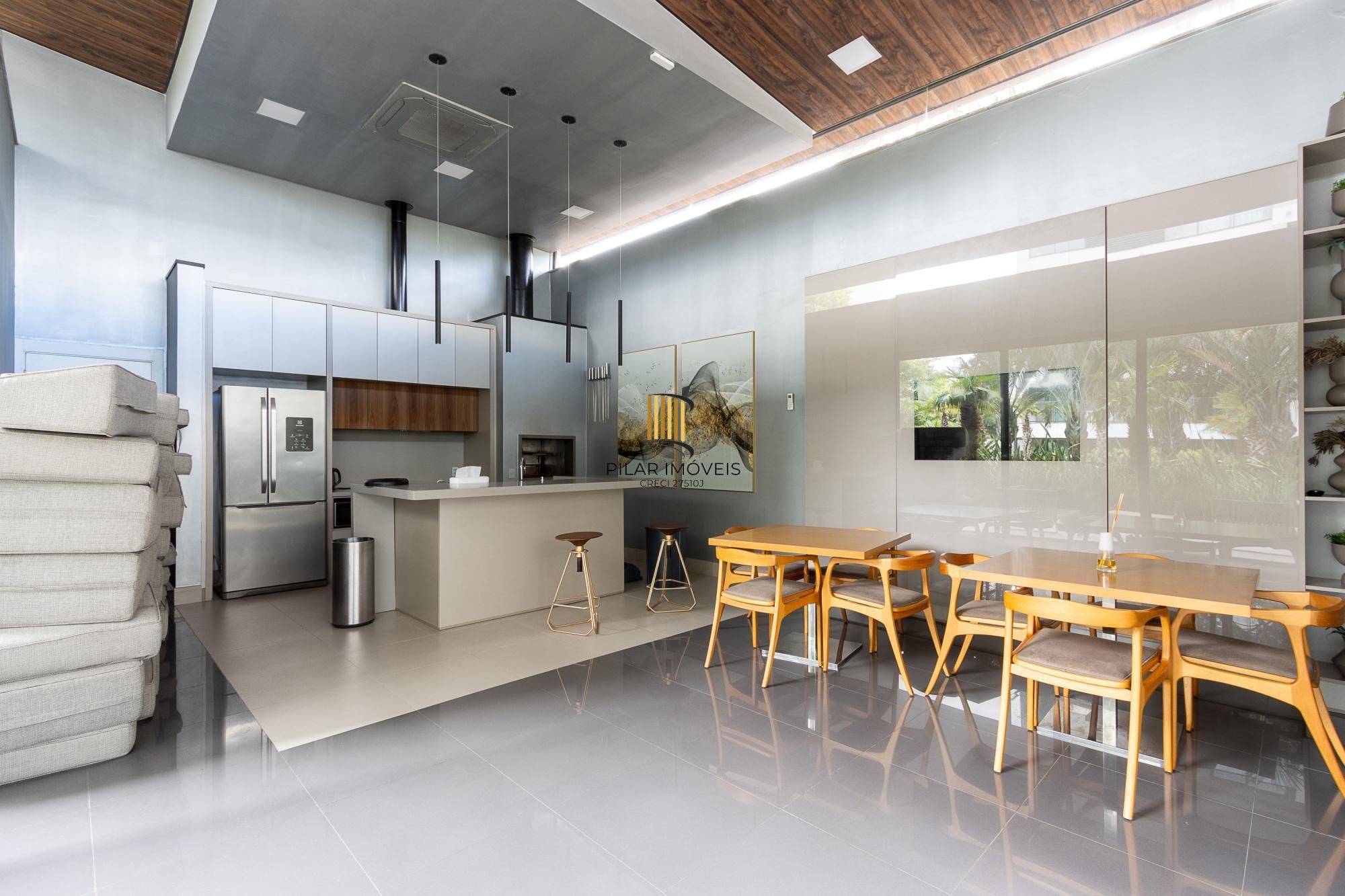 Apartamento 01 dormitório (suíte) no Bairro Petrópolis, 49m², 01 vaga e ótima localização!!!