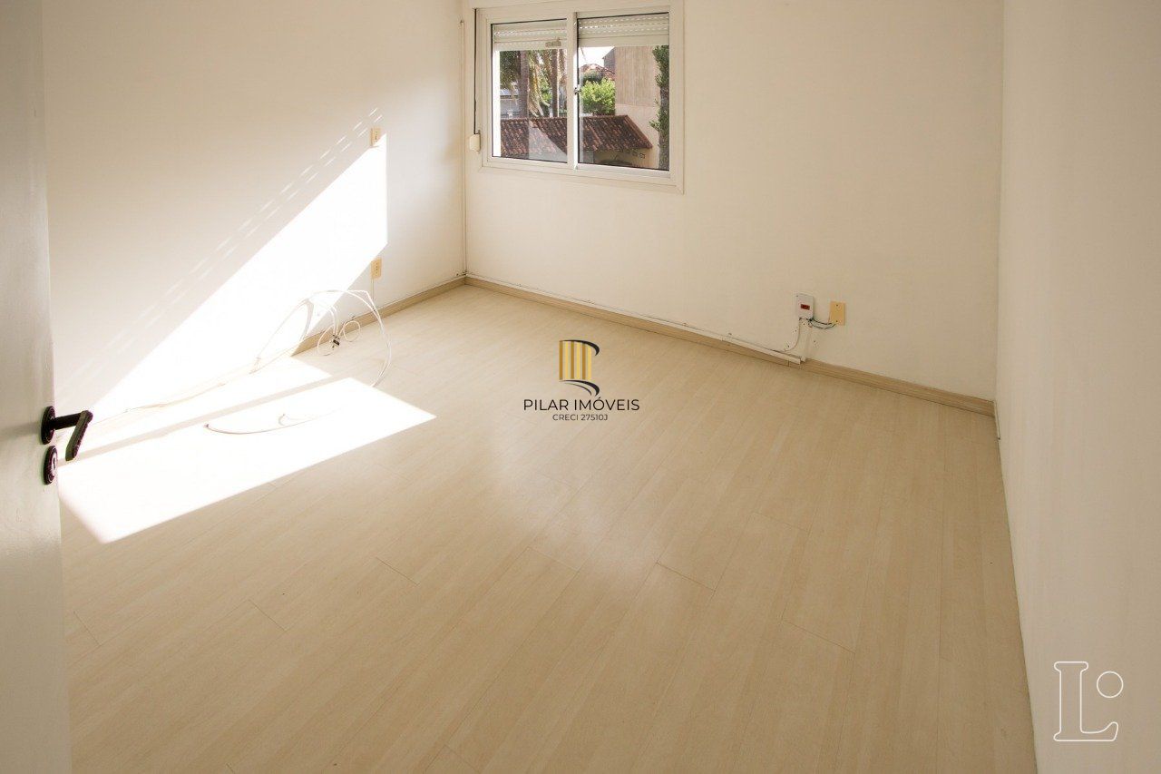 Excelente casa em condomínio fechado -Bairro Cristal