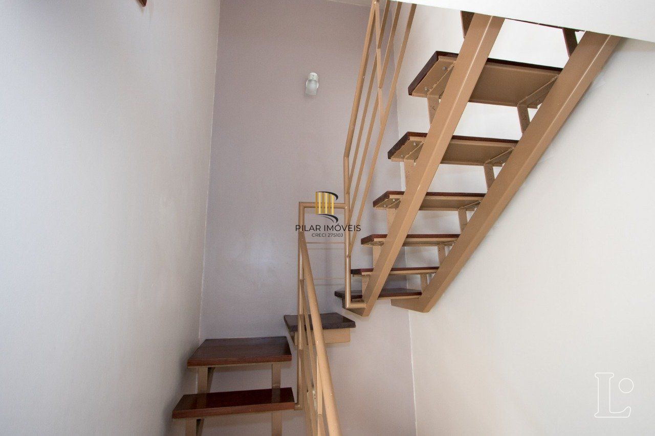 Excelente casa em condomínio fechado -Bairro Cristal