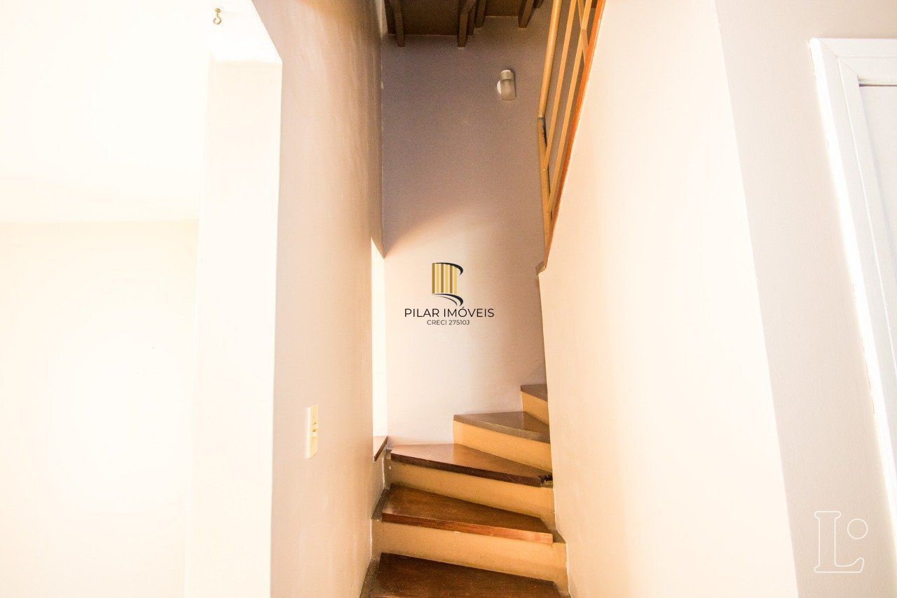 Excelente casa em condomínio fechado -Bairro Cristal