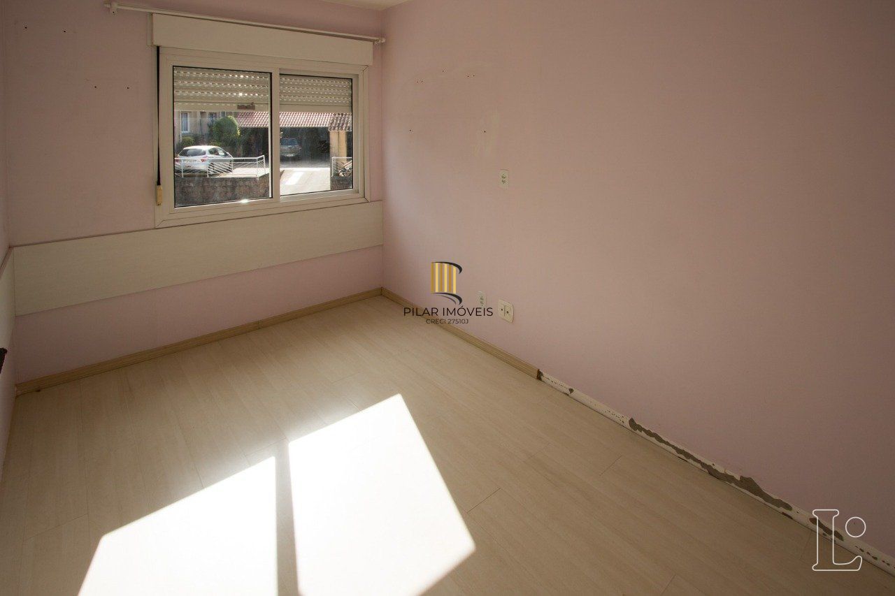 Excelente casa em condomínio fechado -Bairro Cristal