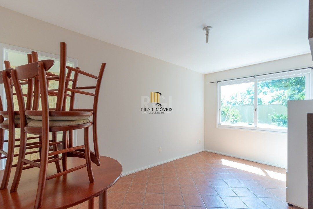 Excelente apartamento de um dormitório com box privativo coberto