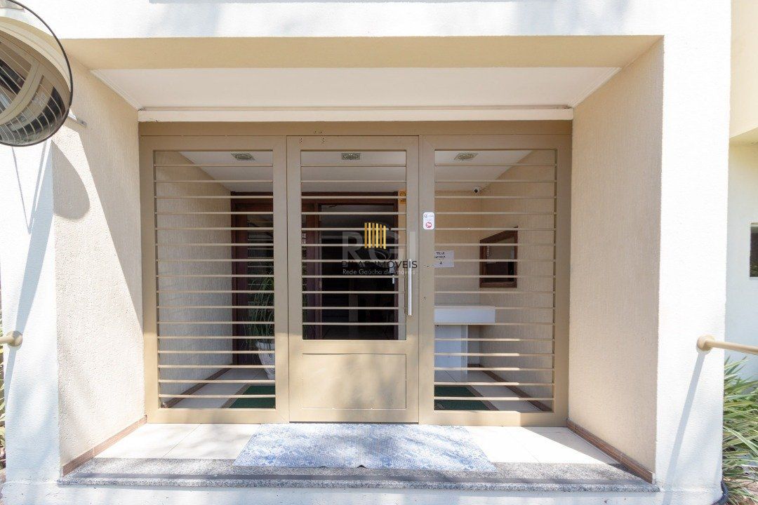 Excelente apartamento de um dormitório com box privativo coberto