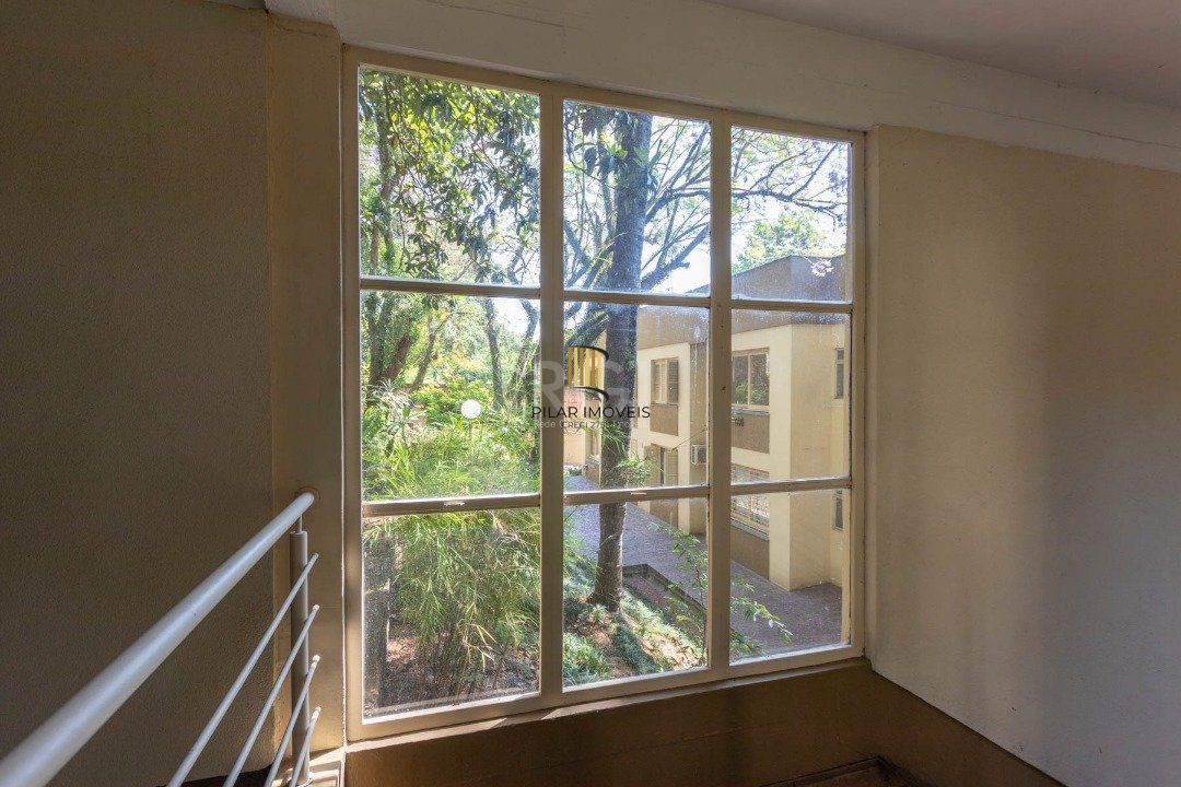 Excelente apartamento de um dormitório com box privativo coberto