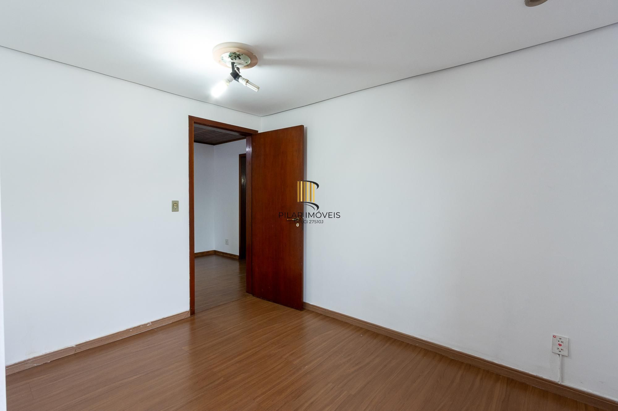 CASA RESIDENCIAL 04 DORMITÓRIOS | CAVALHADA