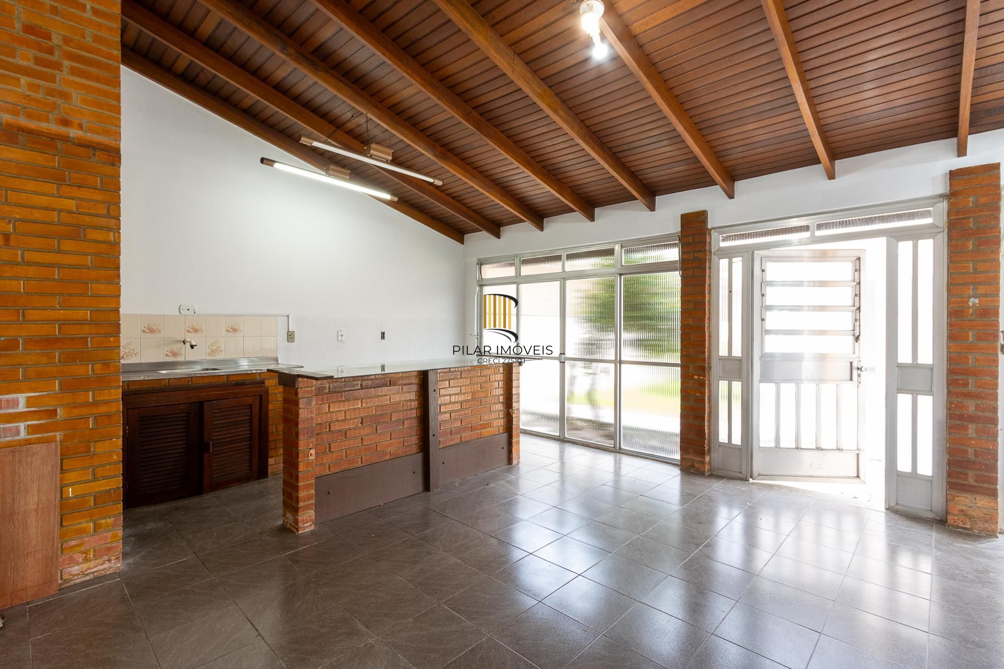 CASA RESIDENCIAL 04 DORMITÓRIOS | CAVALHADA