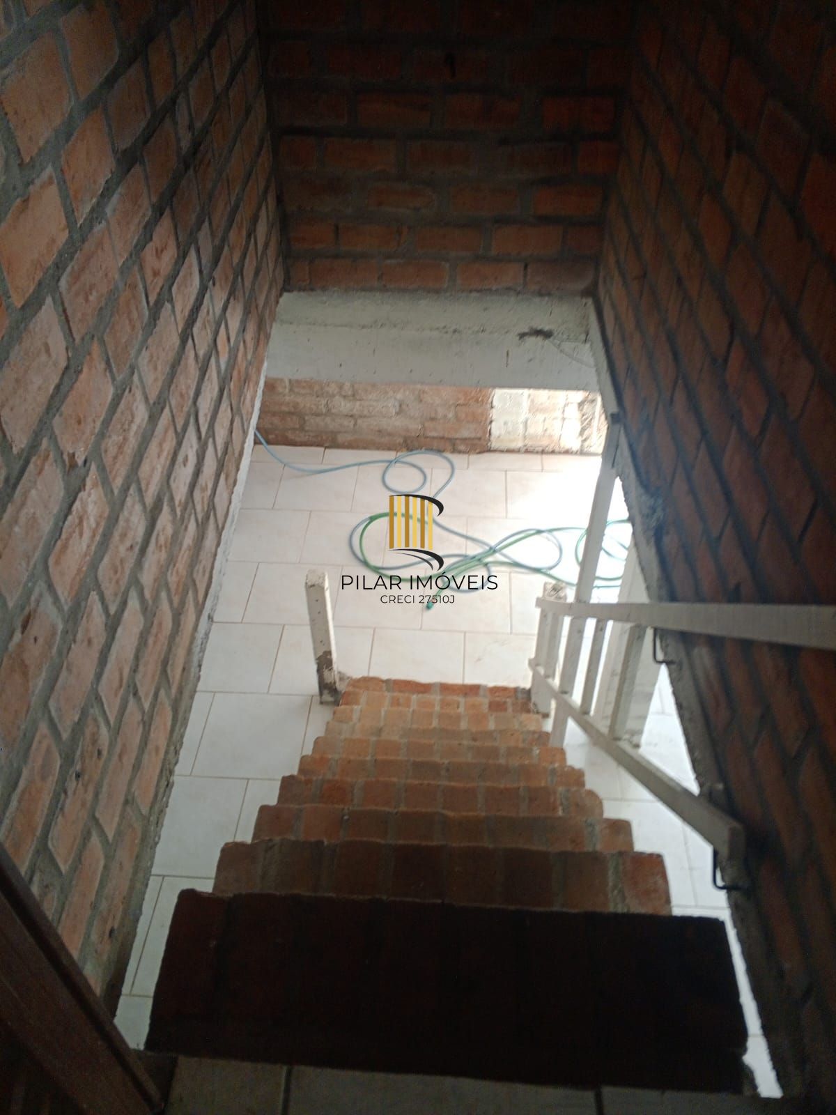 Casa ampla com dois dormitórios