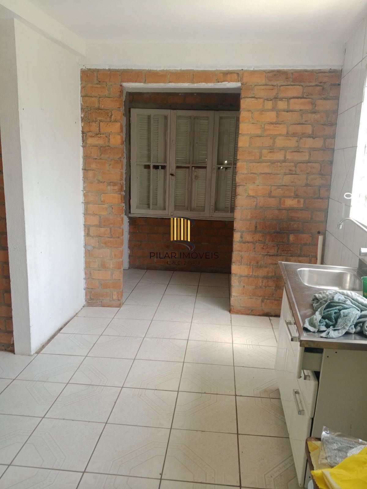 Casa ampla com dois dormitórios