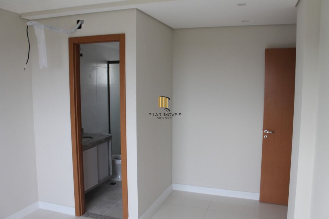 Apartamento 3 dormitórios no bairro Cavalhada