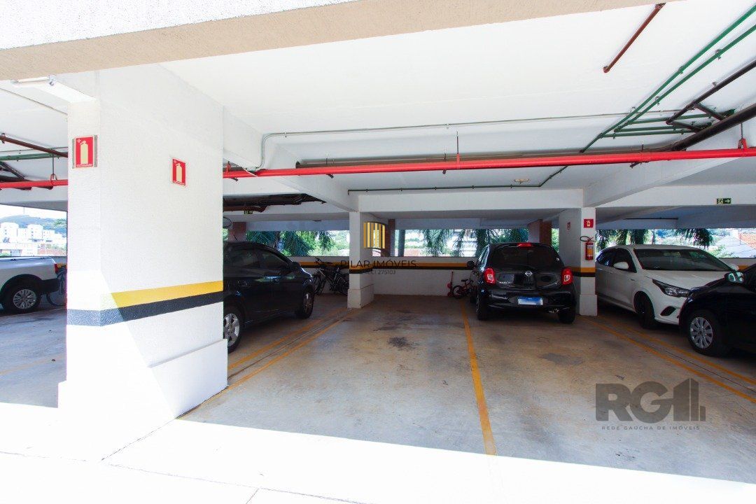 APARTAMENTO Á VENDA NO BAIRRO TERESÓPOLIS - 03 QUARTOS SENDO 01 SUITE - 01 VAGA