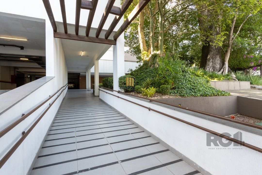 APARTAMENTO Á VENDA NO BAIRRO TERESÓPOLIS - 03 QUARTOS SENDO 01 SUITE - 01 VAGA