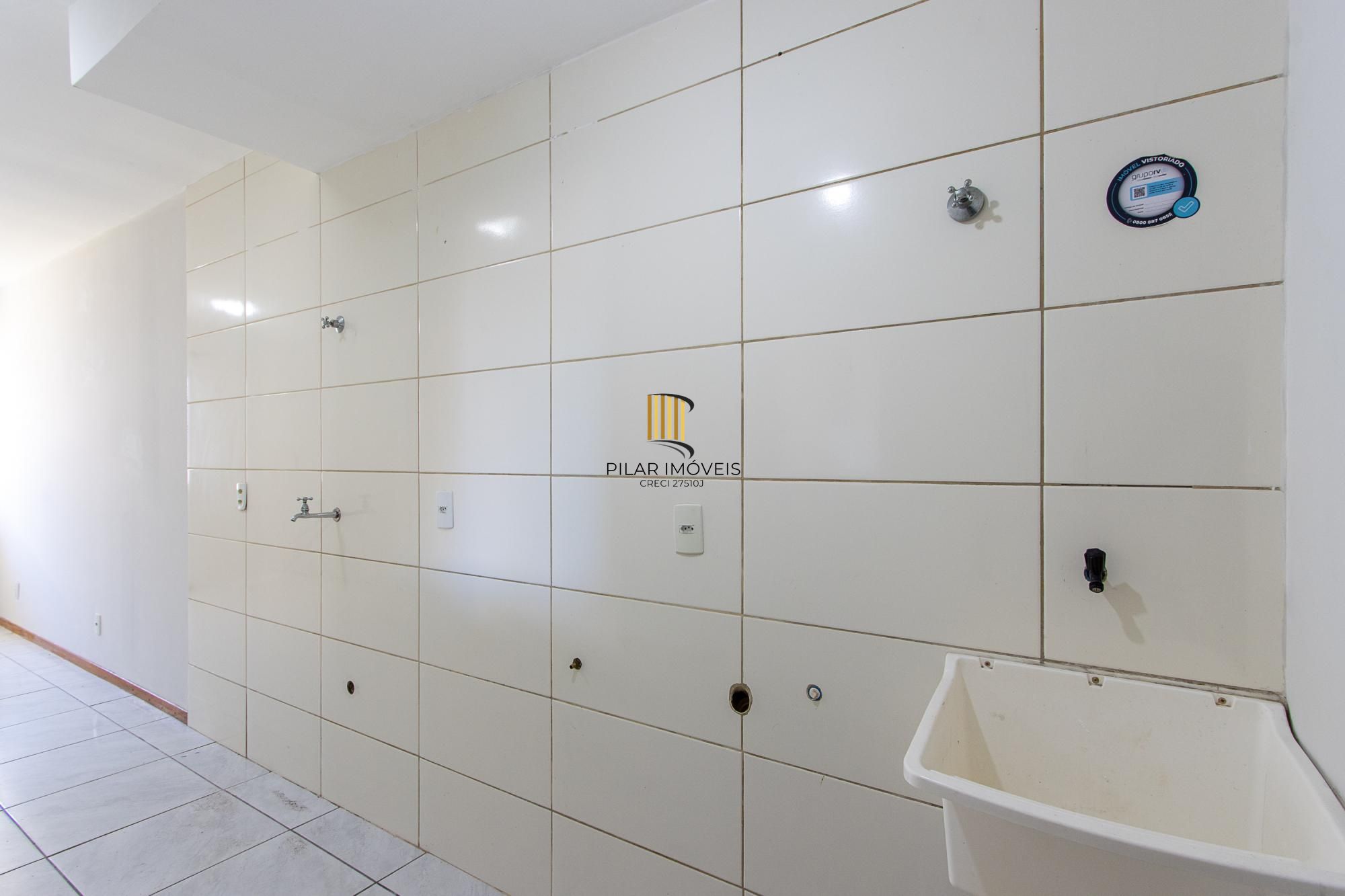 Casa residencial em condominio fechado para locação no bairro Hípica