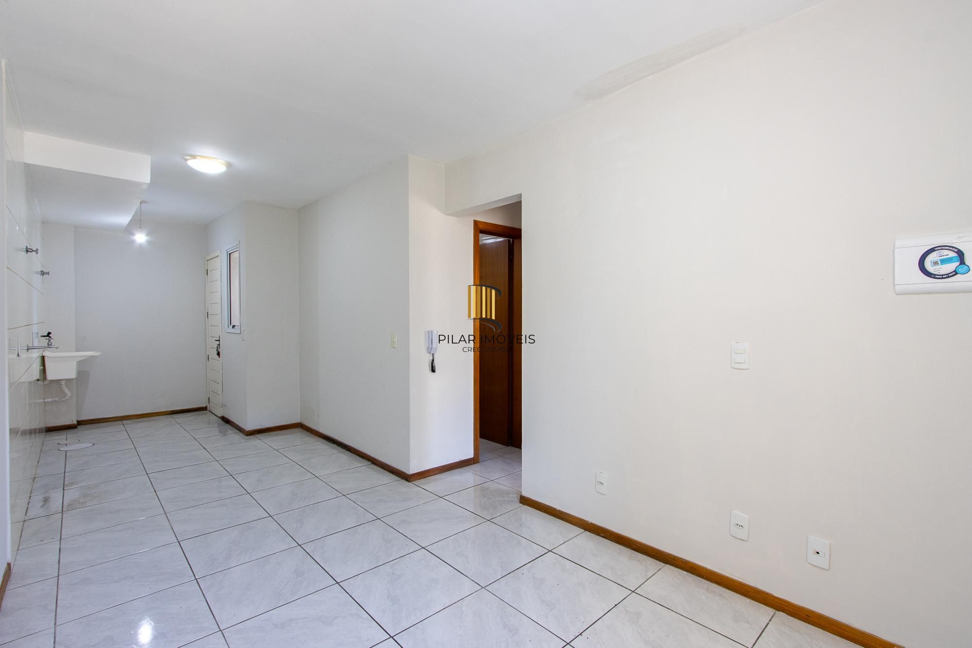 Casa residencial em condominio fechado para locação no bairro Hípica