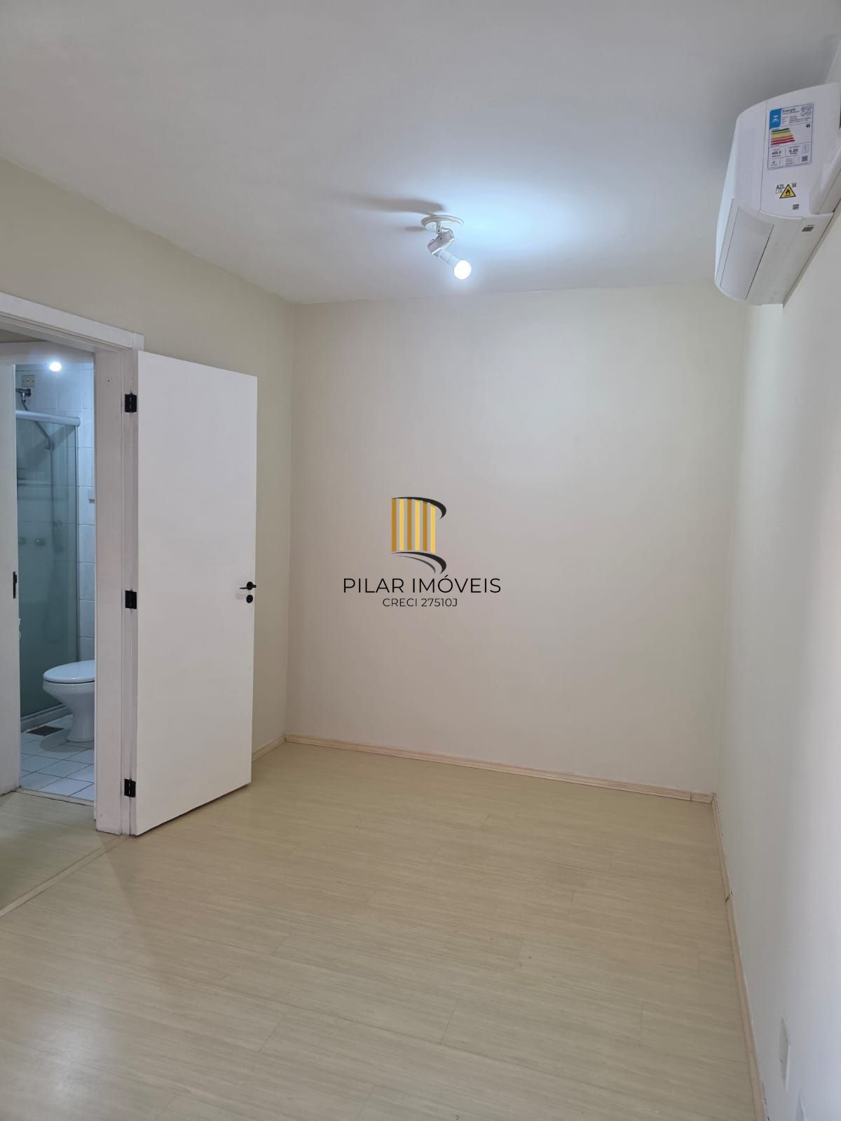 Apartamento 2 dormitórios no bairro Tristeza