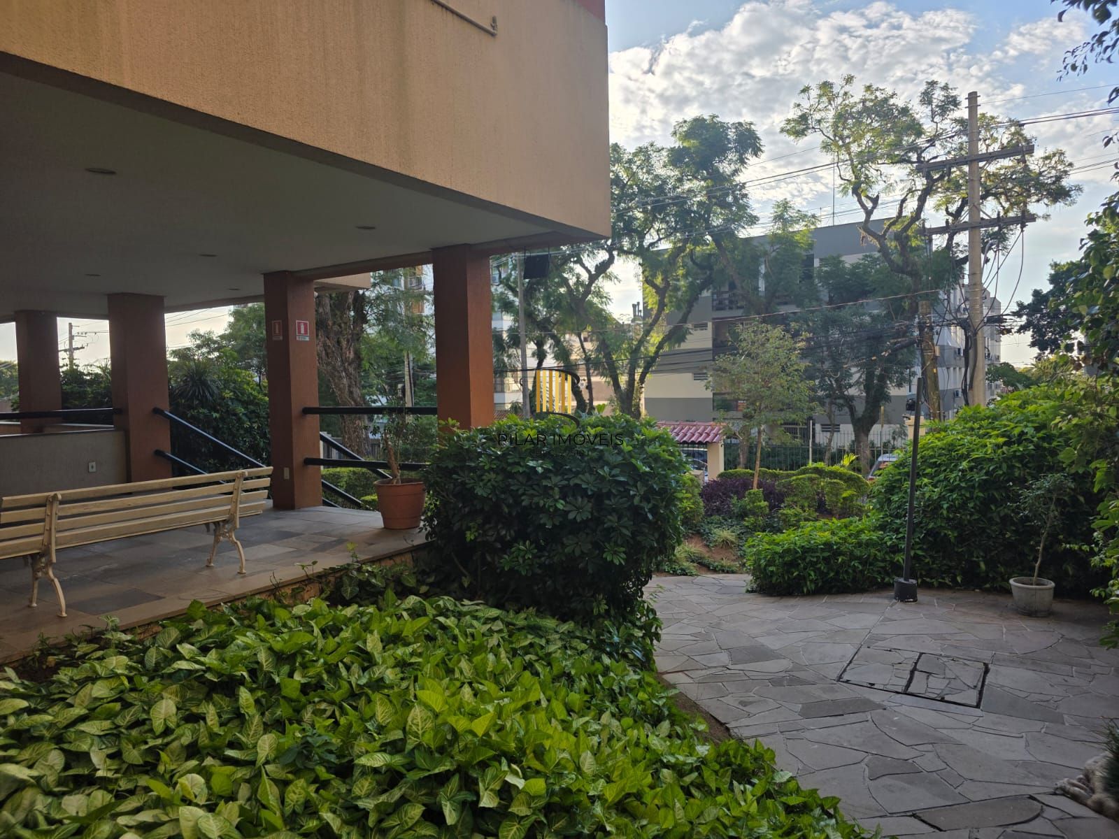 Apartamento 2 dormitórios no bairro Tristeza
