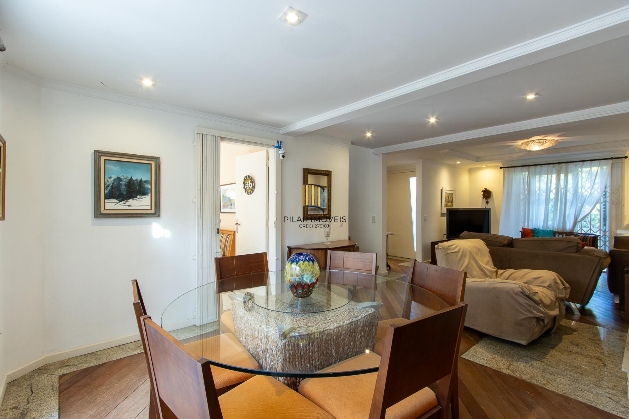 CASA EM CONDOMINIO NO BAIRRO IPANEMA - 04 QUARTOS SENDO 02 SUÍTES - 02 VAGAS DE GARAGEM