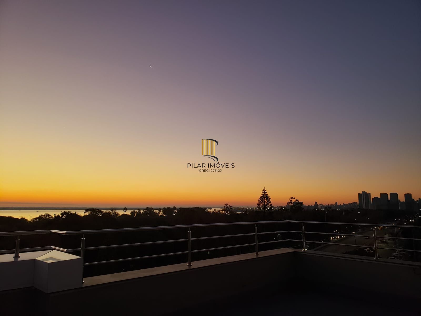 Sala Comercial mobiliada no Menino Deus