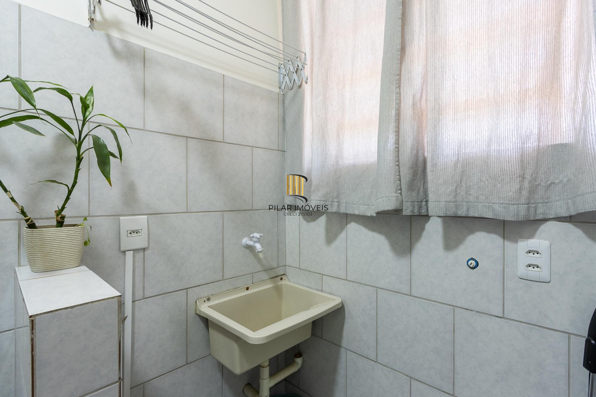 Apartamento01 quarto Bairro  Menino Deus.