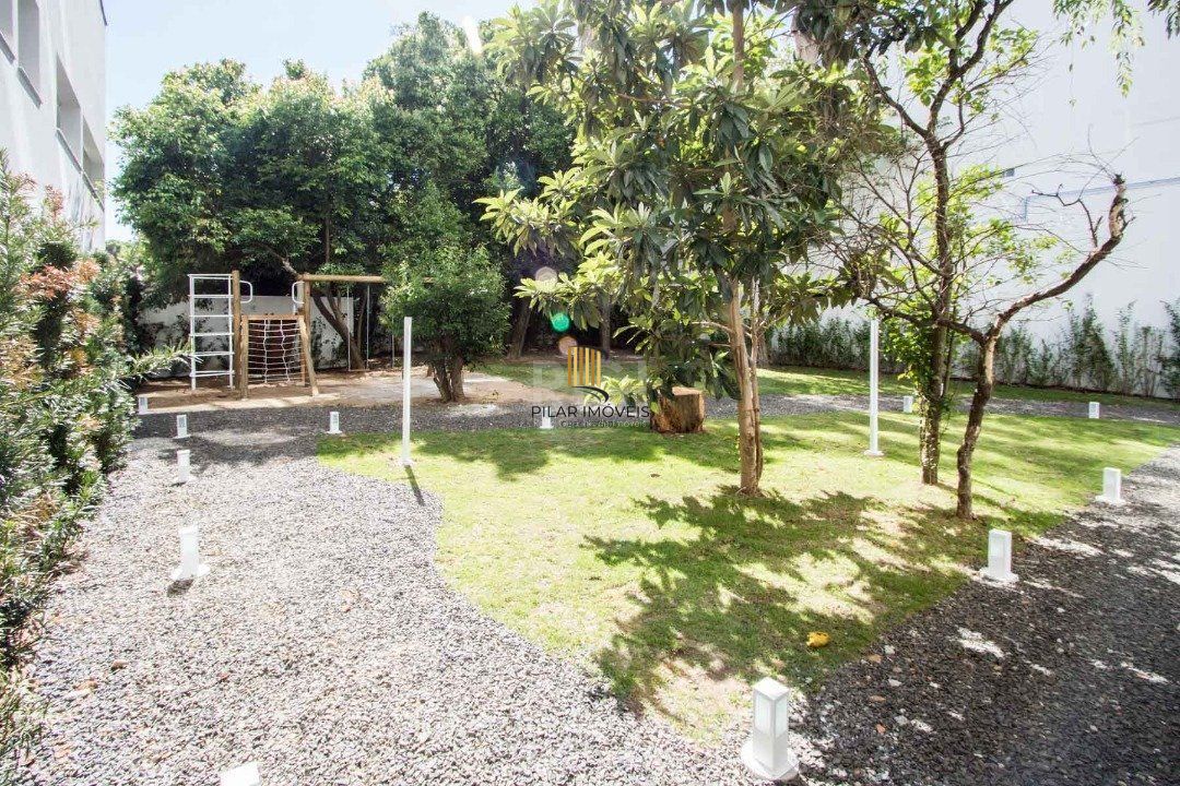 **Apartamento de 3 Quartos com 2 Suítes e 2 Vagas de Garagem na Tristeza, Porto Alegre, RS**