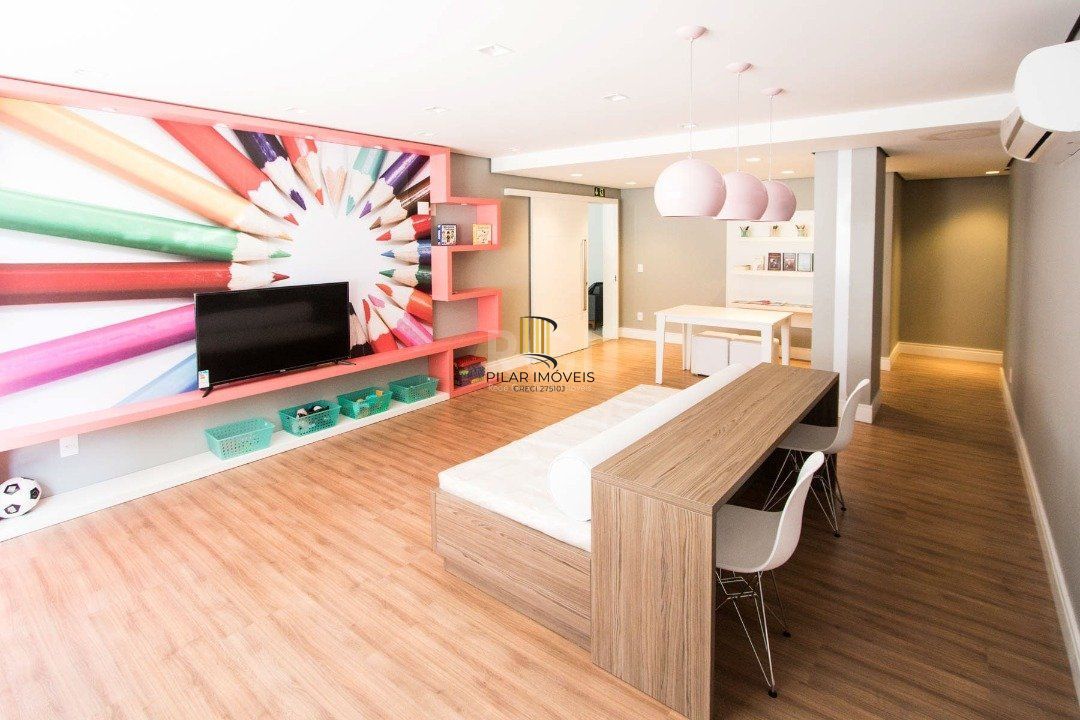 **Apartamento de 3 Quartos com 2 Suítes e 2 Vagas de Garagem na Tristeza, Porto Alegre, RS**