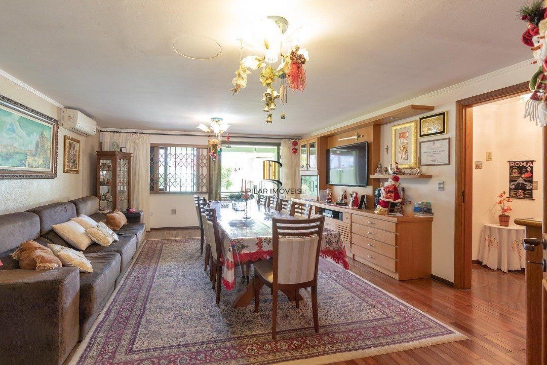 Casa para Venda - 725m², 4 dormitórios, sendo 1 suites, 4 vagas - Vila Assunção