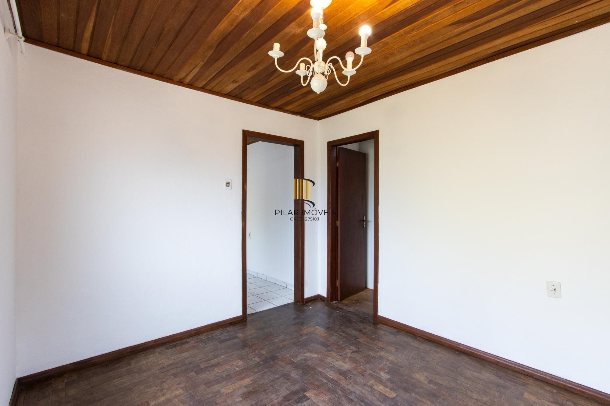 Casa para Venda - 235m², 2 dormitórios, 4 vagas - Cavalhada