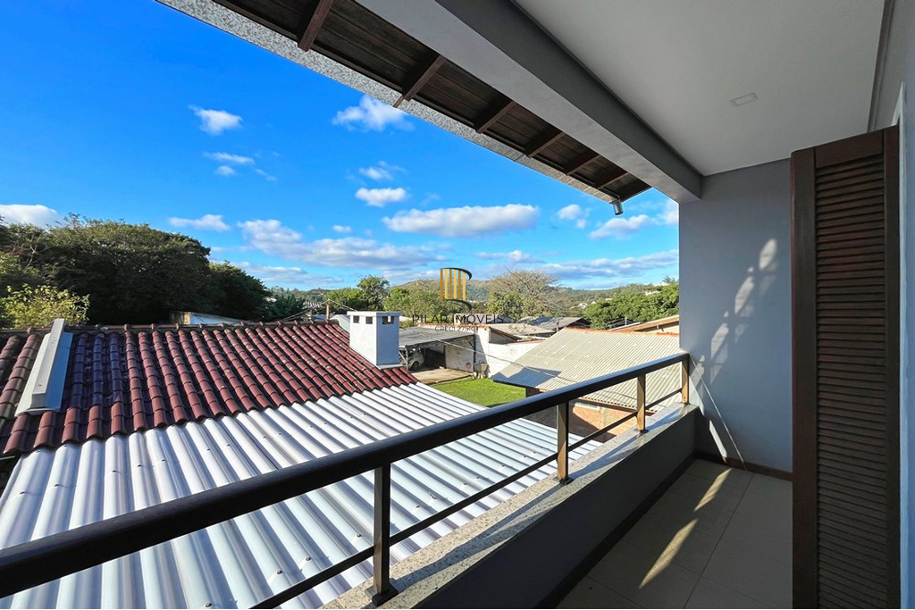 Casa 3 dormitórios no bairro Espírito Santo