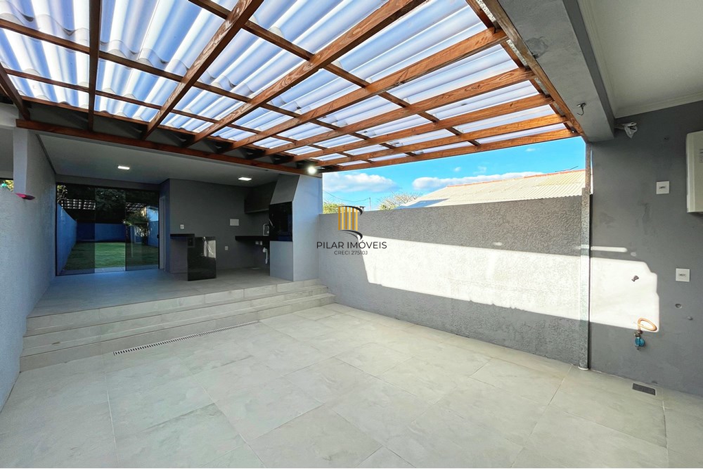 Casa 3 dormitórios no bairro Espírito Santo