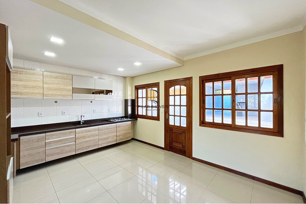 Casa 3 dormitórios no bairro Espírito Santo