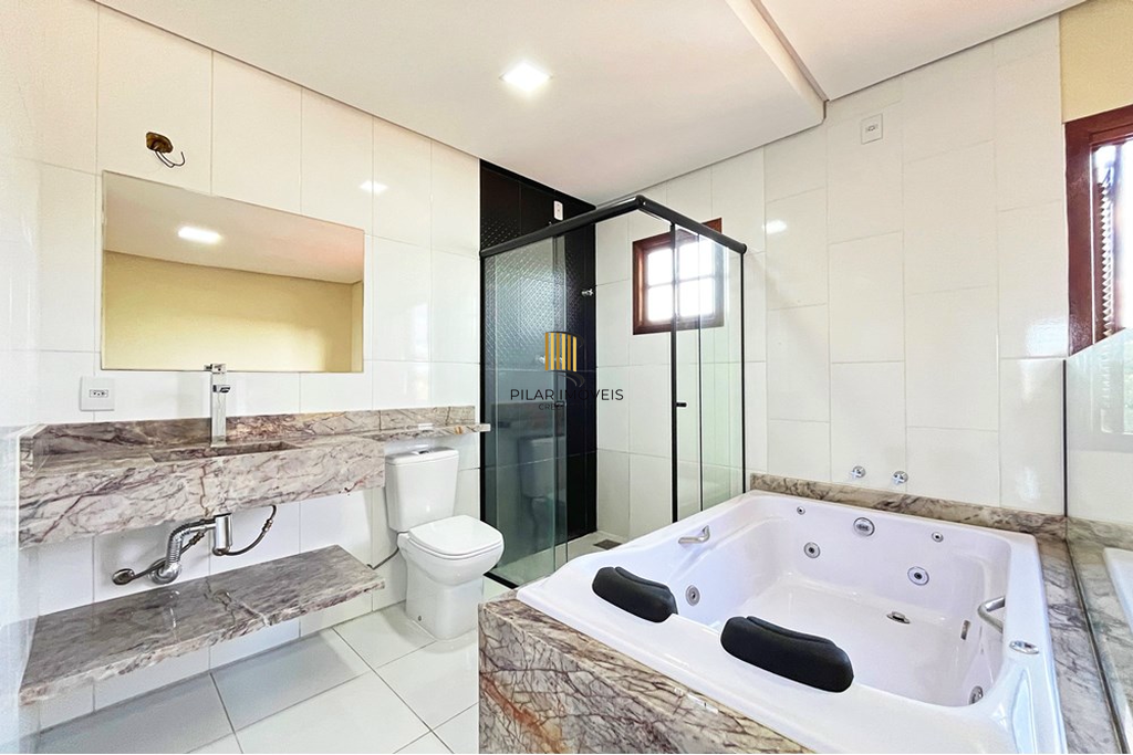 Casa 3 dormitórios no bairro Espírito Santo