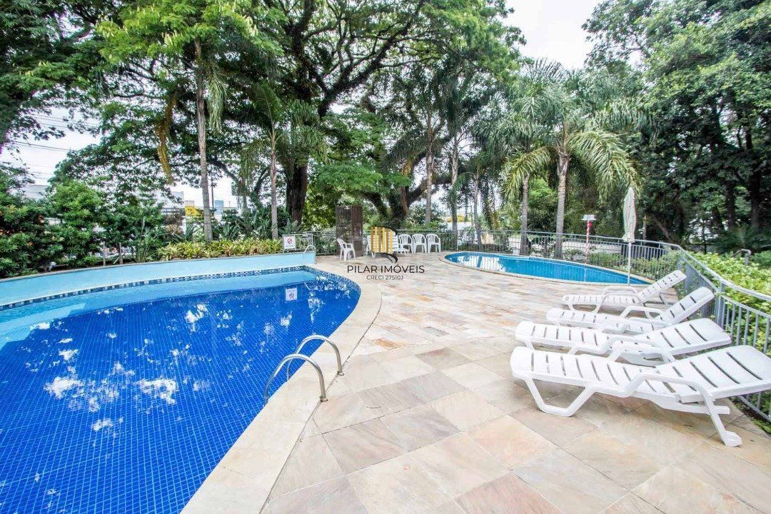 Apartamento | Bairro Cristal | 2 dormitórios | Suíte |  Semi mobiliado |  1 vaga escriturada