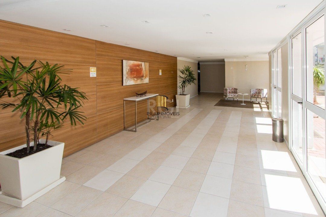 Apartamento | Bairro Cristal | 2 dormitórios | Suíte |  Semi mobiliado |  1 vaga escriturada