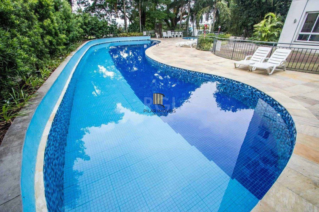 Apartamento | Bairro Cristal | 2 dormitórios | Suíte |  Semi mobiliado |  1 vaga escriturada