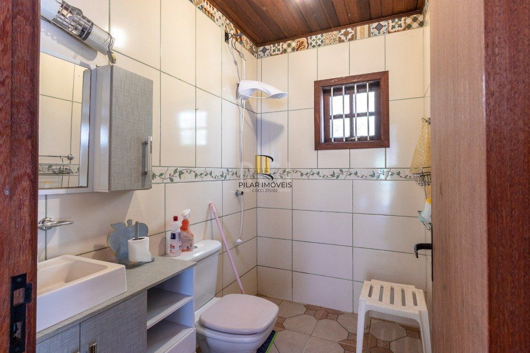 Casa comercial ou residencial, 04 dormitórios no bairro Belem Novo