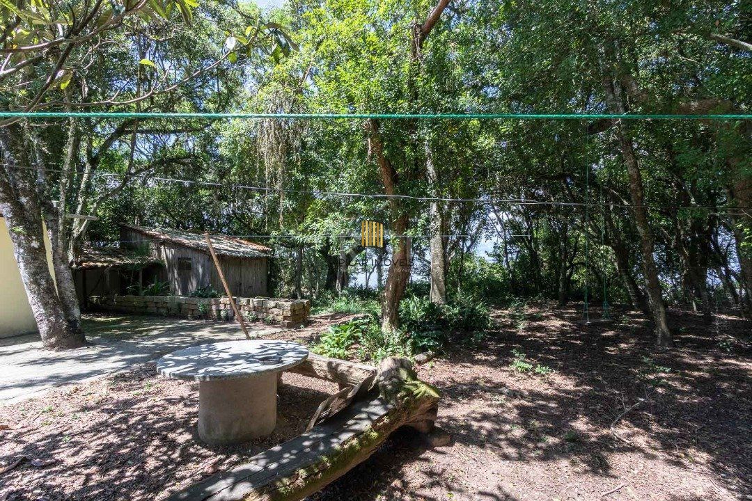 Casa comercial ou residencial, 04 dormitórios no bairro Belem Novo