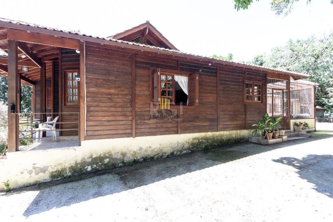 Casa comercial ou residencial, 04 dormitórios no bairro Belem Novo
