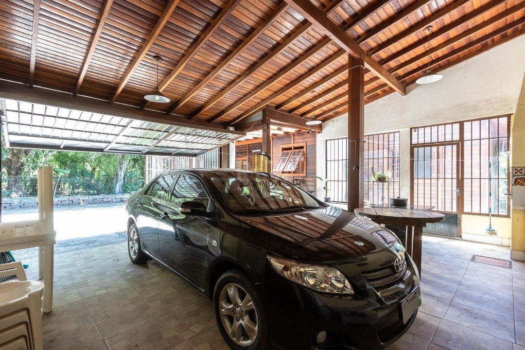 Casa comercial ou residencial, 04 dormitórios no bairro Belem Novo