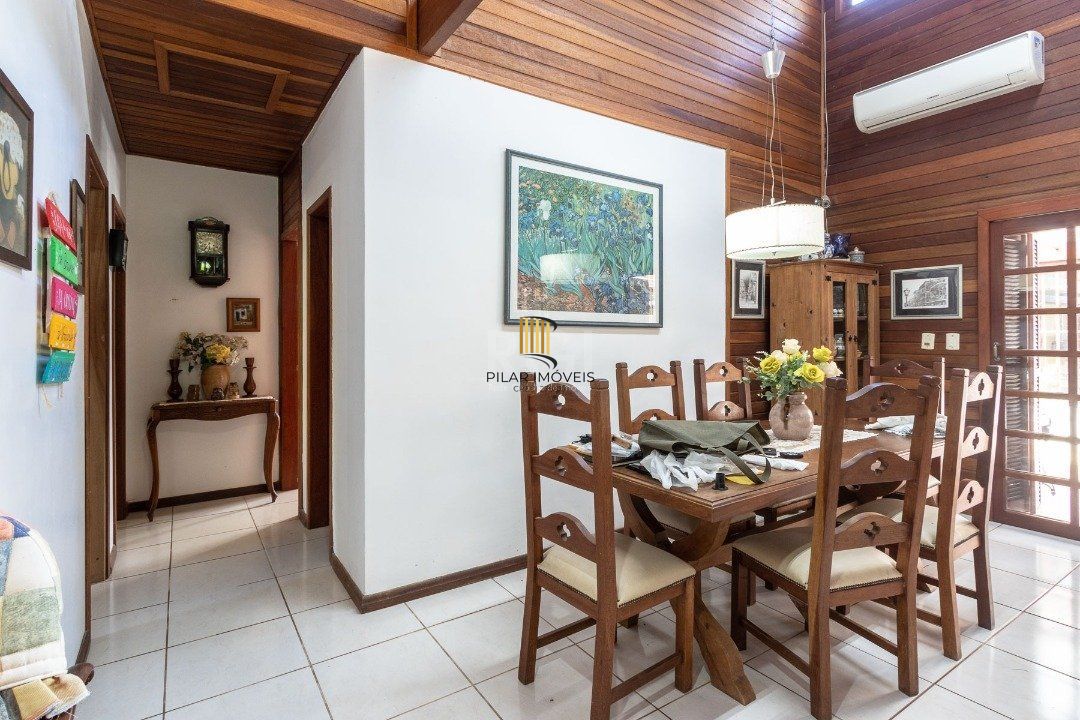 Casa comercial ou residencial, 04 dormitórios no bairro Belem Novo