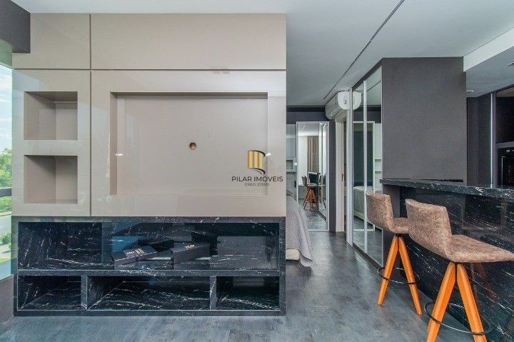 LOFT MOBILIADO PARA VENDA NO BAIRRO PRAIA DE BELAS - 41M² DE ÁREA PRIVATIVA - 01 VAGA DE ESTACIONAMENTO