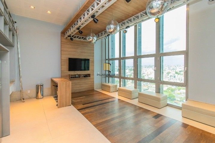 LOFT MOBILIADO PARA VENDA NO BAIRRO PRAIA DE BELAS - 41M² DE ÁREA PRIVATIVA - 01 VAGA DE ESTACIONAMENTO