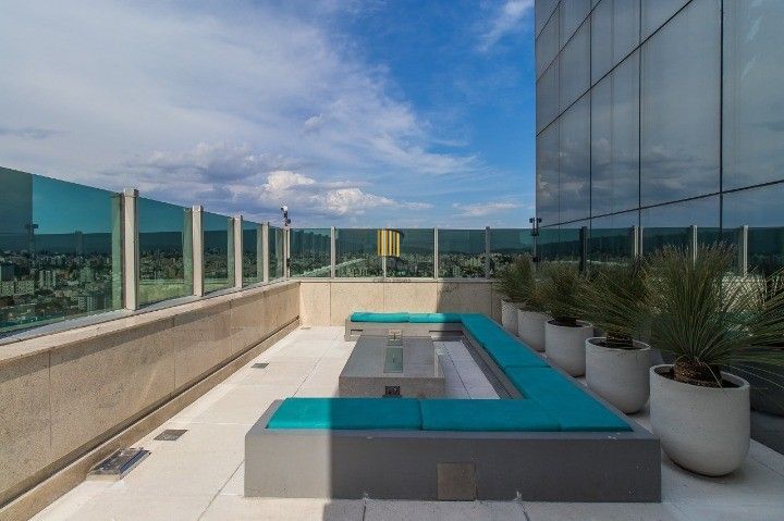 LOFT MOBILIADO PARA VENDA NO BAIRRO PRAIA DE BELAS - 41M² DE ÁREA PRIVATIVA - 01 VAGA DE ESTACIONAMENTO